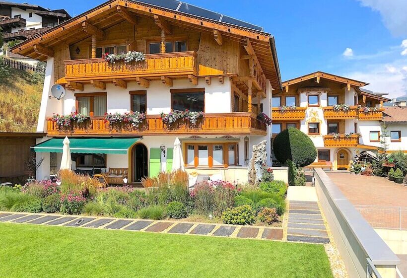 Aparthotel Krösbacher