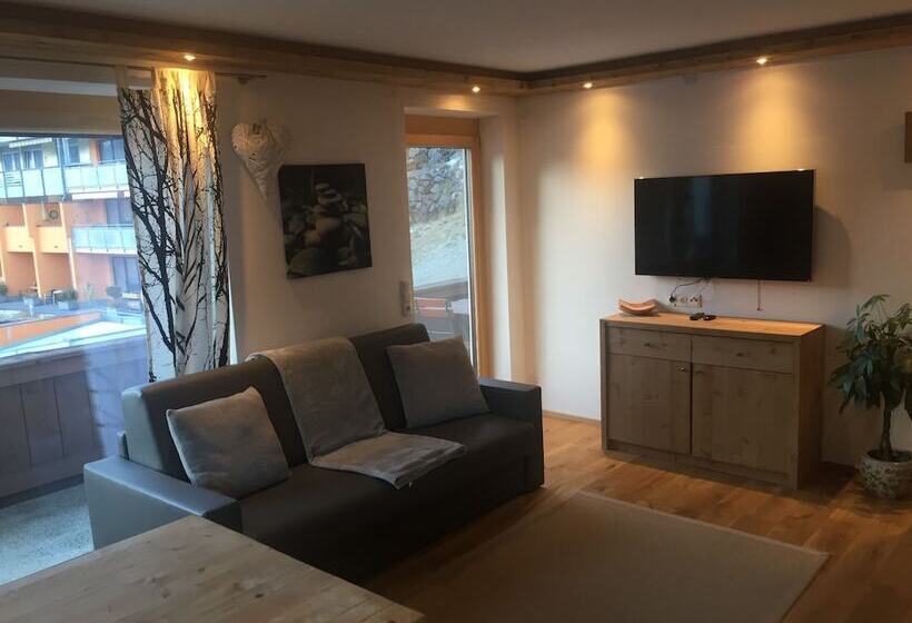 Aparthotel Krösbacher