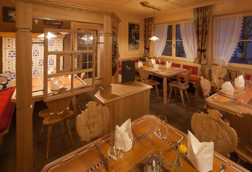 ホテル Dorfgasthof Adler