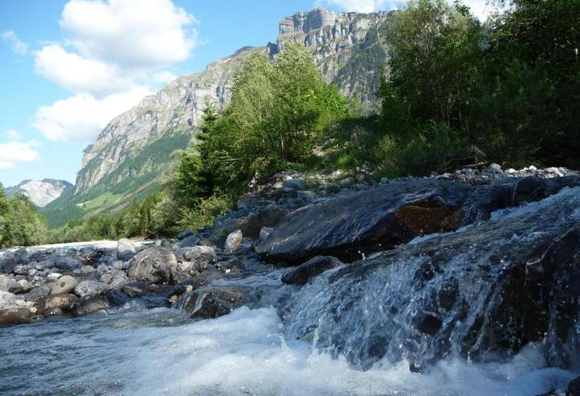 ホテル Dorfgasthof Adler