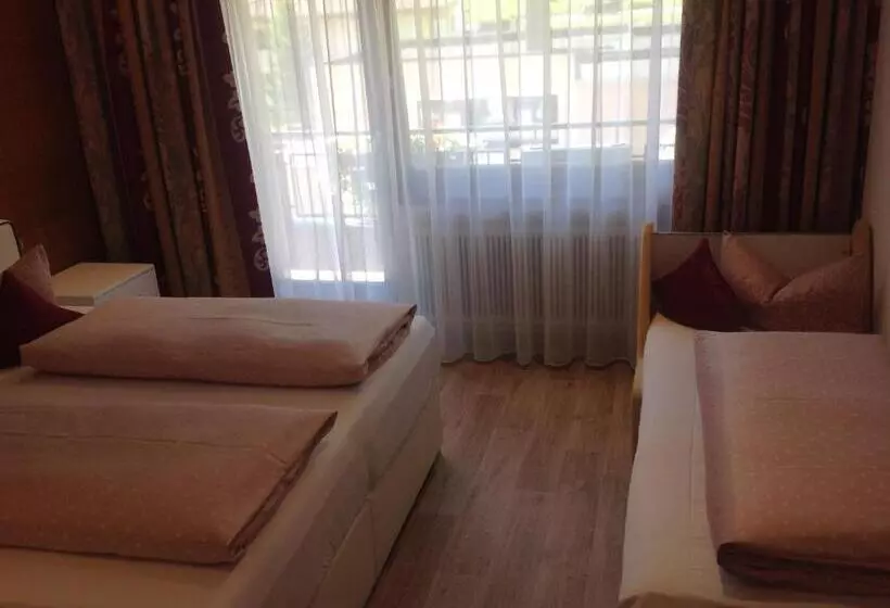 Hotelli Apart Garni Lais