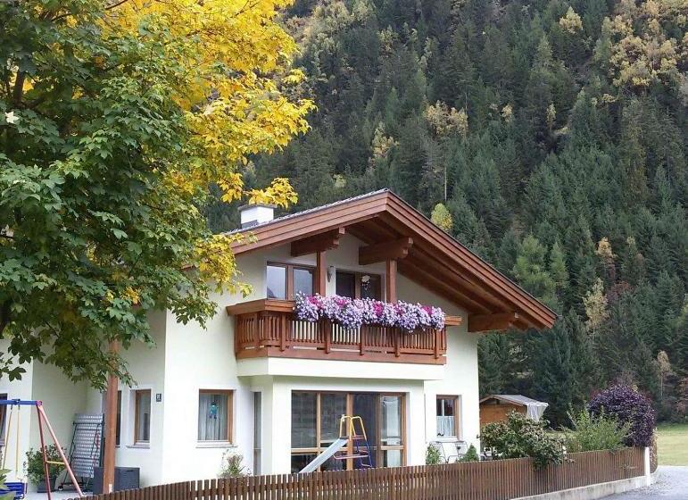 ホテル Apart Larcher