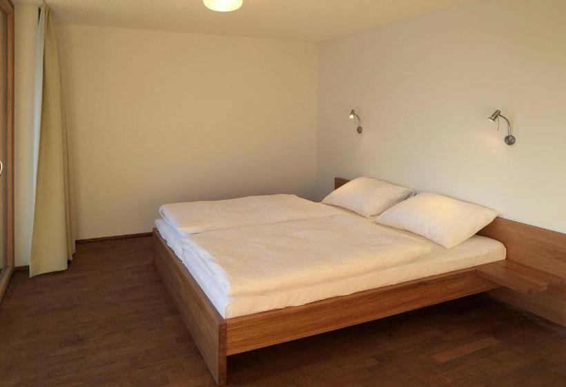 هتل Appartementhaus Schesaplana