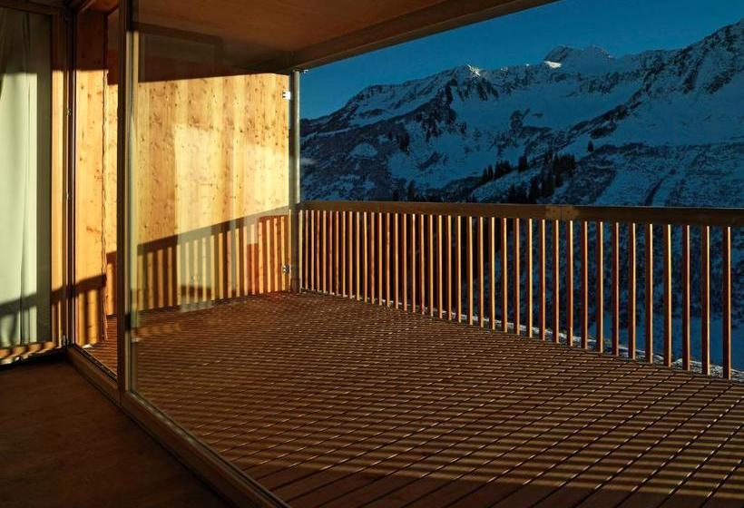 هتل Appartementhaus Schesaplana