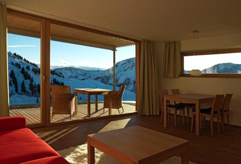 هتل Appartementhaus Schesaplana