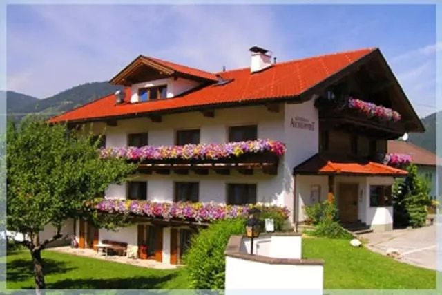 Hotelli Gasthof Ascherwirt