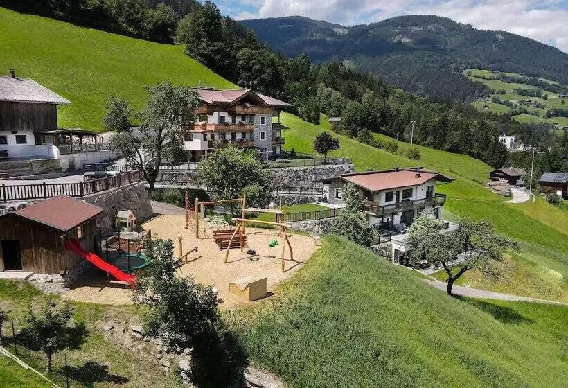 ホテル Chalets & Apartments Wachterhof