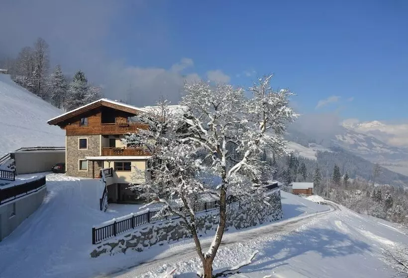 ホテル Chalets & Apartments Wachterhof