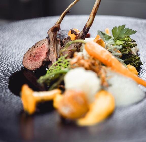 ホテル Dorfgasthof Adler