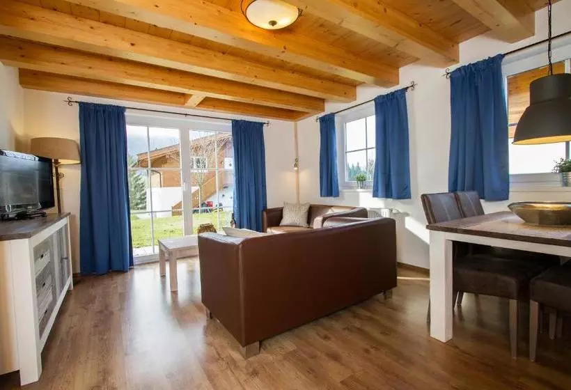 ホテル Feriendorf Wallenburg