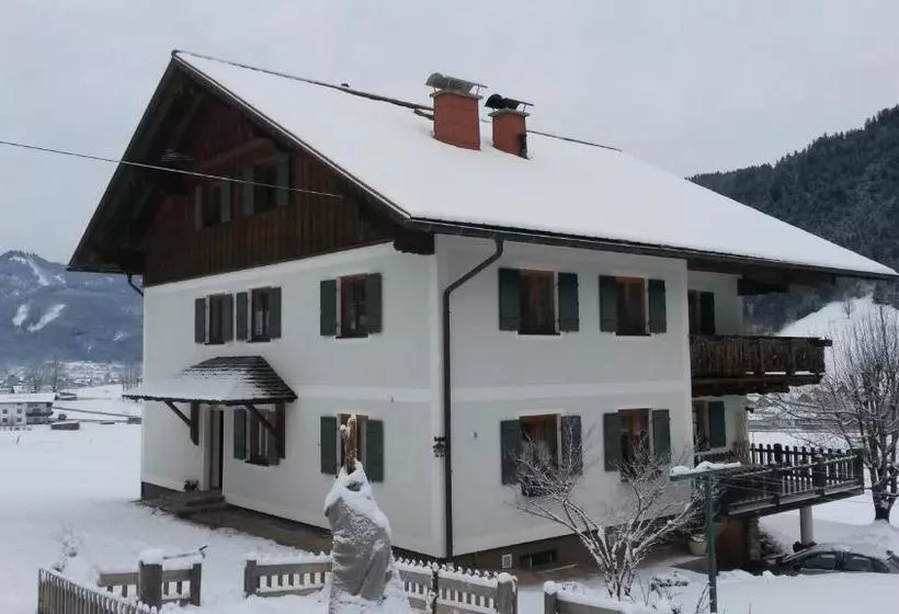ホテル Ferienhaus Asserbach