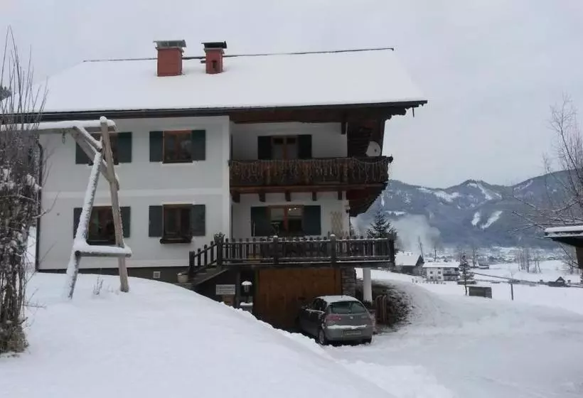 ホテル Ferienhaus Asserbach