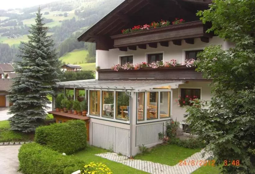 ホテル Ferienhäuser Thalbach