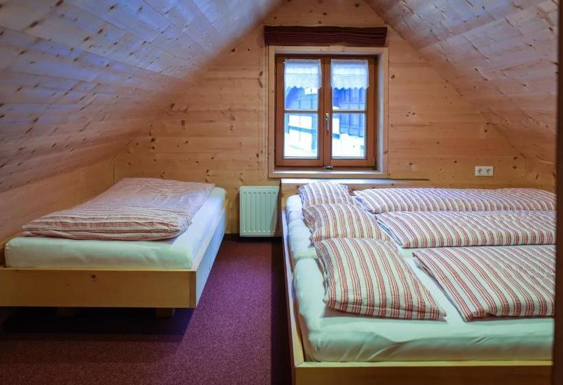 ホテル Ferienwohnung Bischof