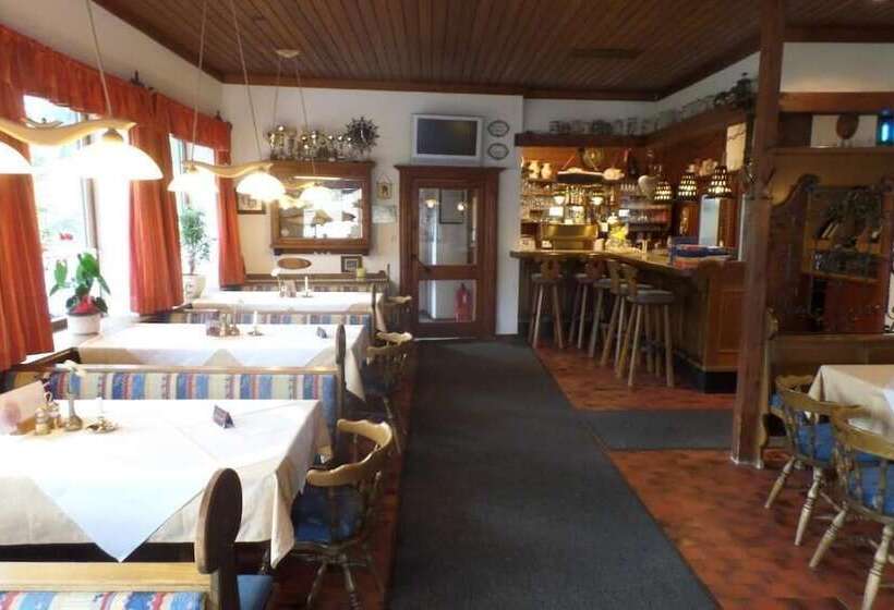 ホテル Forellenstube