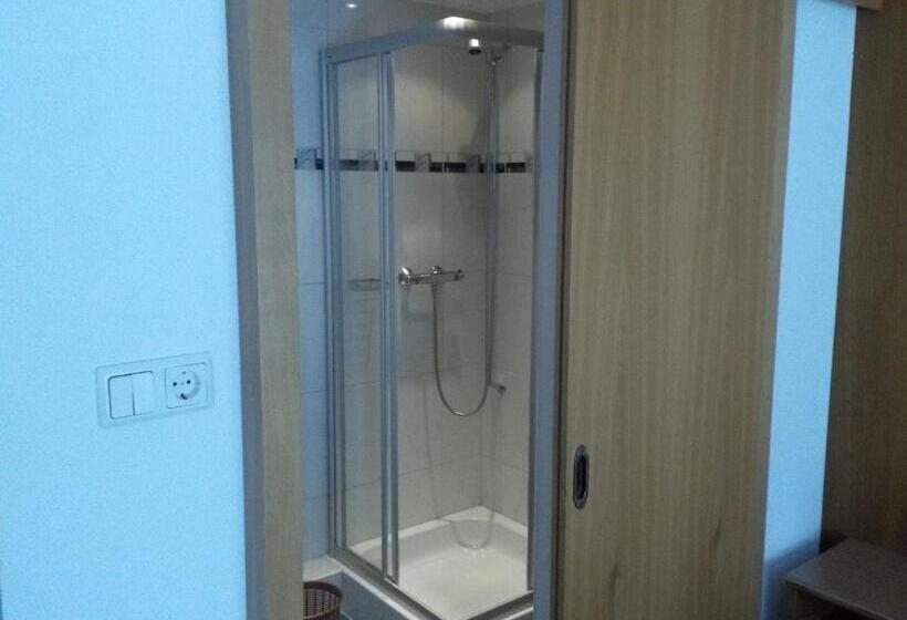 בית מלון כפרי Gästehaus Kuen