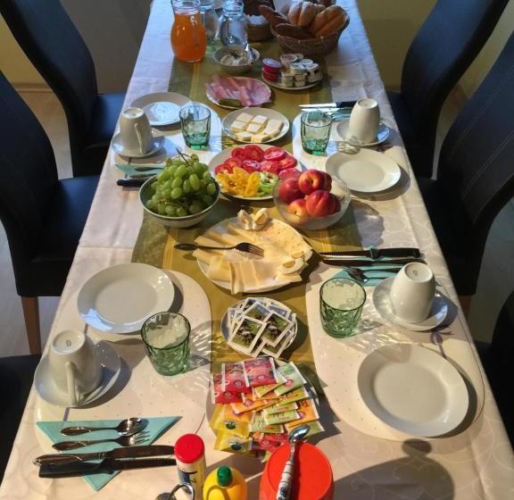 בית מלון כפרי Gästehaus Maria