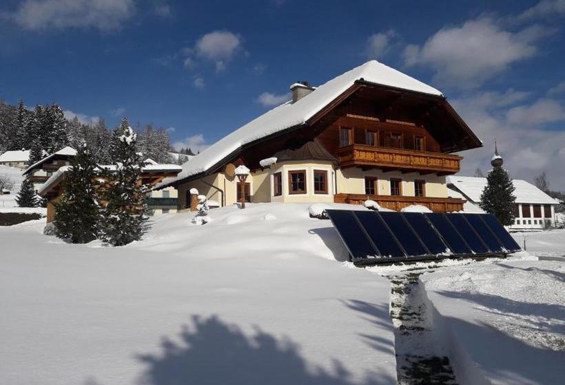 ホテル Landhaus Graggaber