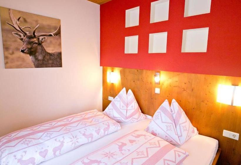 ホテル Appartement Ferienhof Ortnergut