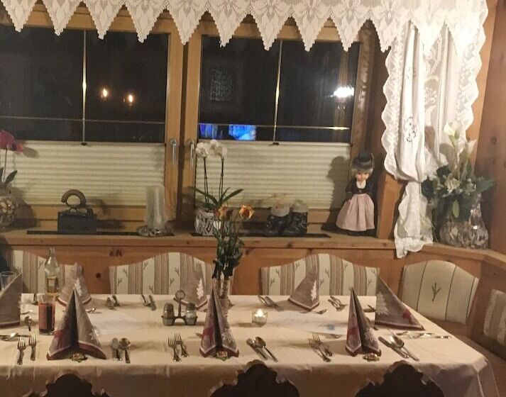 호텔 Pension Edelweiss