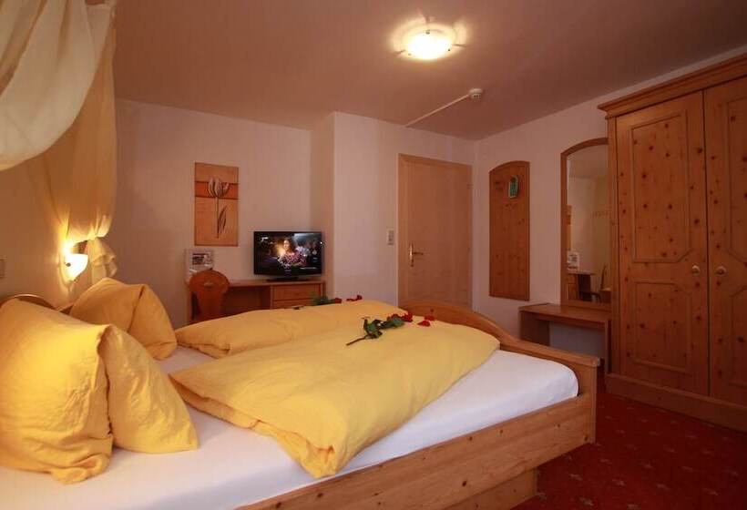 호텔 Pension Edelweiss