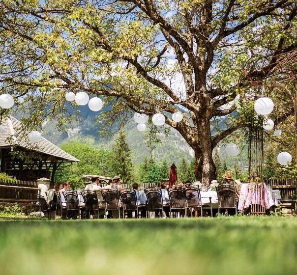 酒店 Schloss Lerchenhof