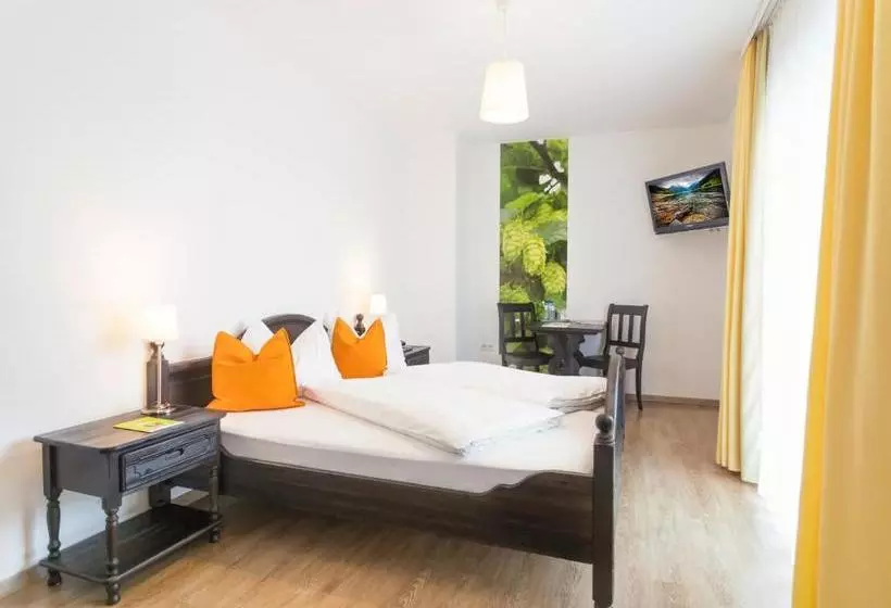 Hotelli Schnaitl Braugasthof  Garni B&b