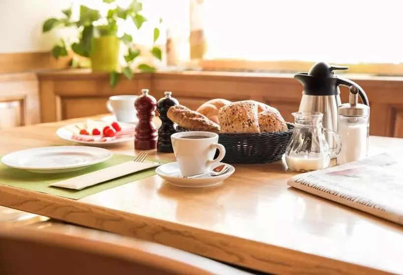 Hotelli Schnaitl Braugasthof  Garni B&b