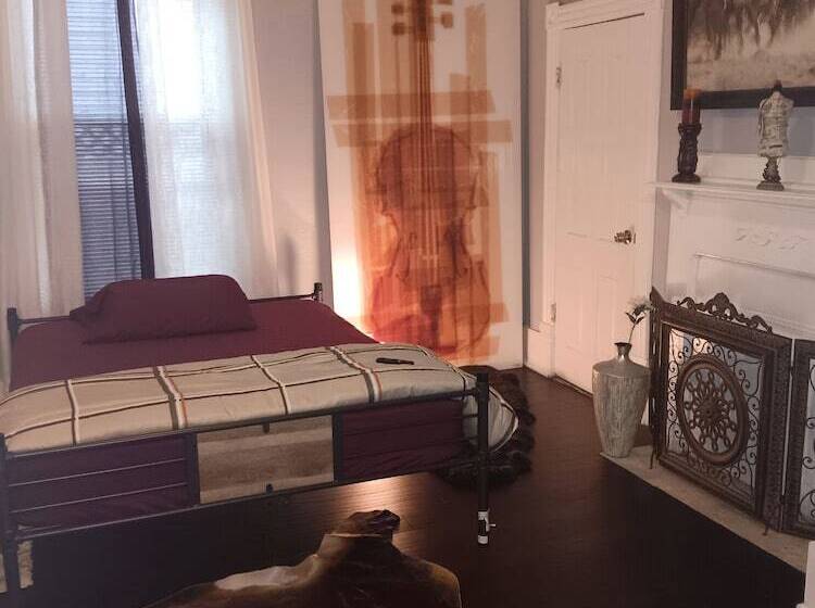 تختخواب و صبحانه Downtown Abbey @ Dodd