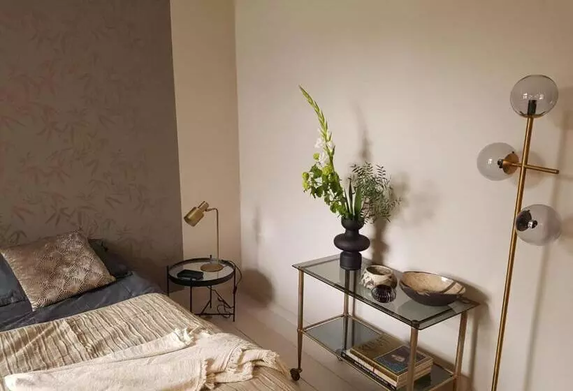 ベッドアンドブレックファースト The Superstay Boutique Guestroom