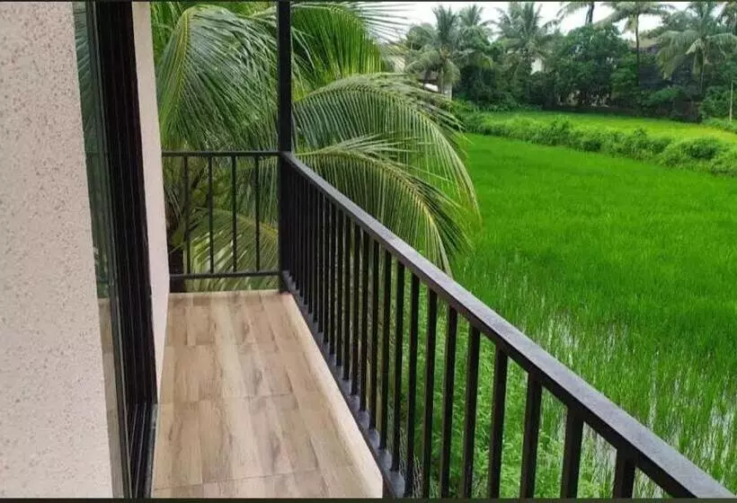 Green Arc Resort