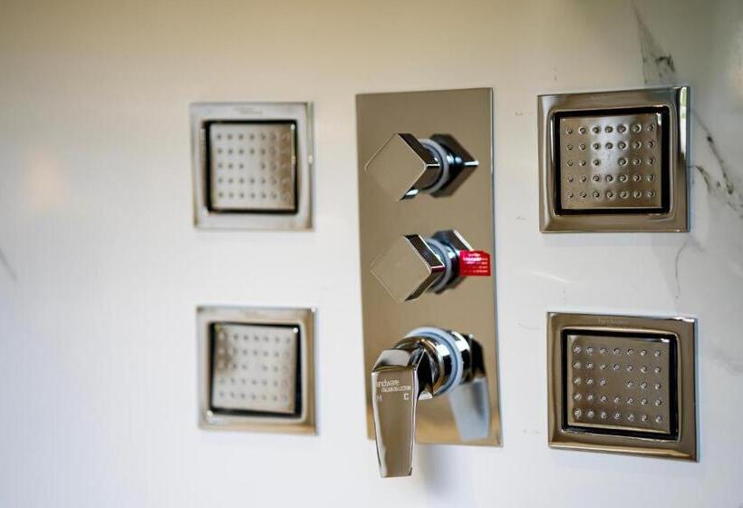 ホテル Alt Life Luxe   Uppper Bhagsu Mcleodganj