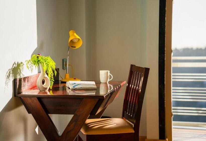 ホテル Alt Life Luxe   Uppper Bhagsu Mcleodganj