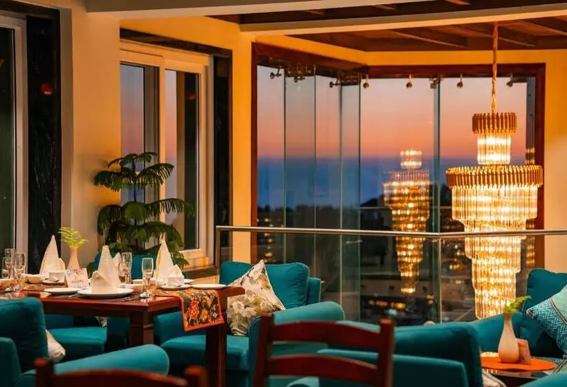 ホテル Alt Life Luxe   Uppper Bhagsu Mcleodganj