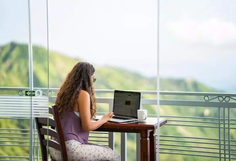 ホテル Alt Life Luxe   Uppper Bhagsu Mcleodganj