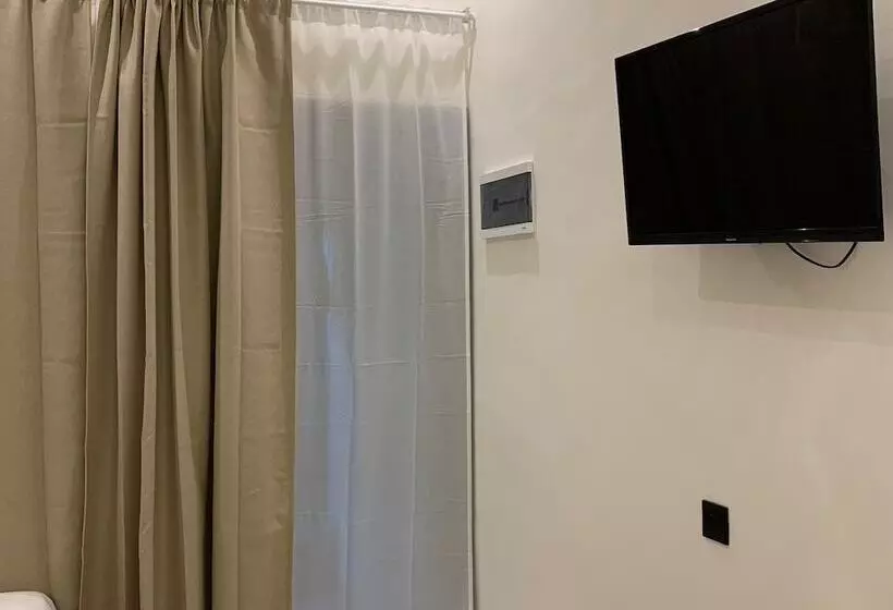هتل Bahandi
