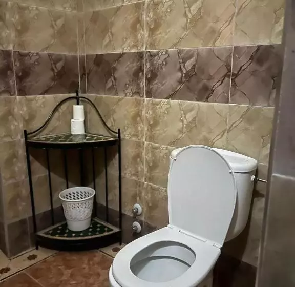 هتل Chez Belhou