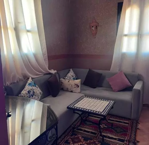 هتل Chez Belhou