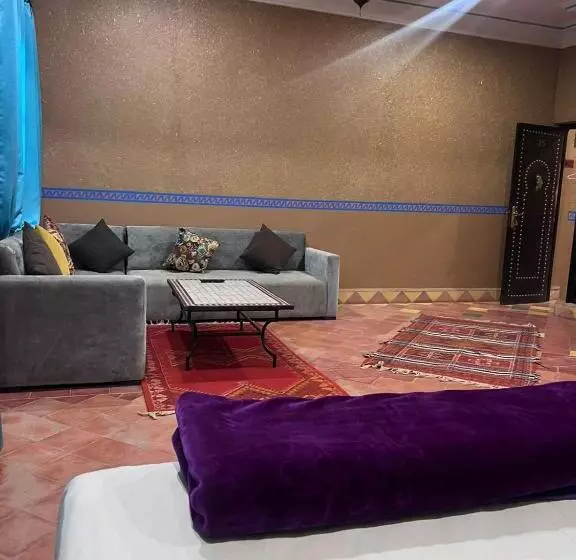 هتل Chez Belhou