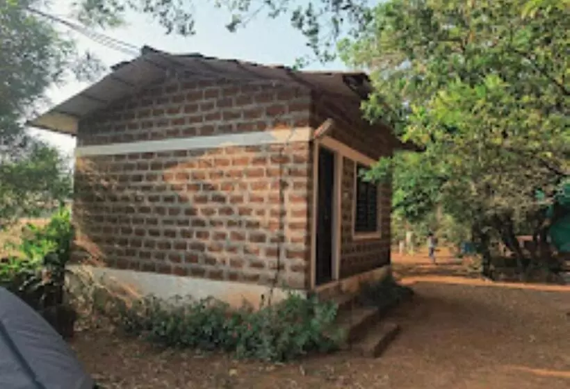 ホテル Durvankur Amboli