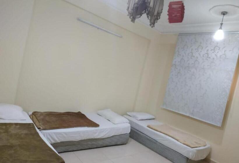 בית מלון כפרי Holud