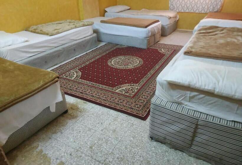 בית מלון כפרי Holud