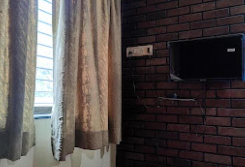 فندق Minerva Jalgaon