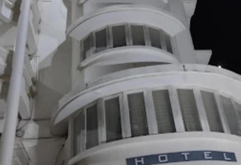 فندق Minerva Jalgaon