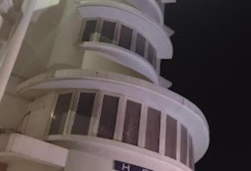 فندق Minerva Jalgaon