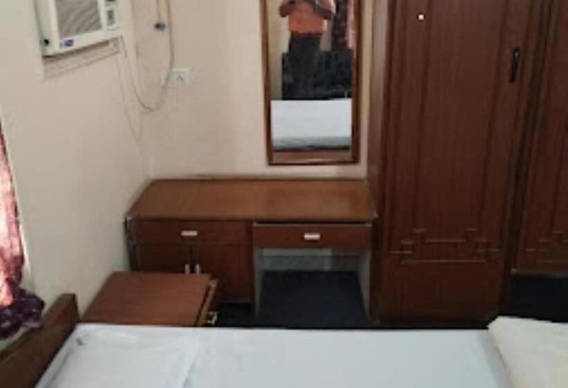 فندق Minerva Jalgaon