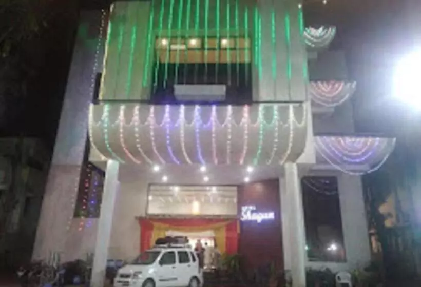 ホテル Shagun,akola