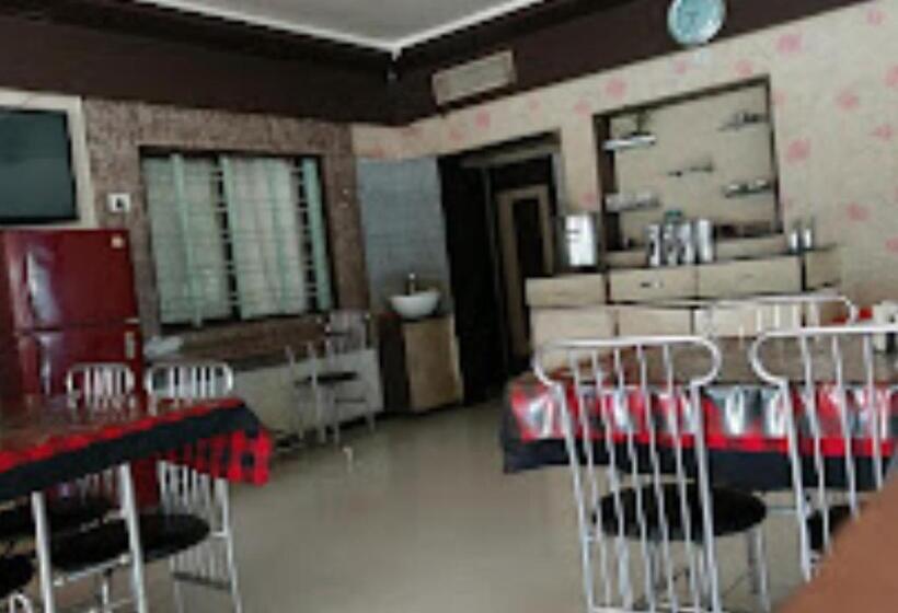 فندق Vyankatesh Washiim