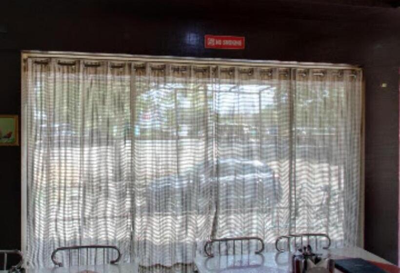 فندق Vyankatesh Washiim