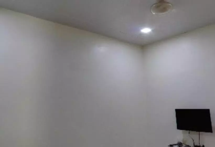 ホテル Vyankatesh Washiim